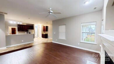 2442 Windsor Chase Dr in Matthews, NC - Building Photo - Building Photo