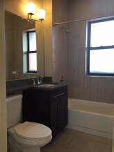 3143 W Wellington Ave-Unit -3143-3 in Chicago, IL - Building Photo - Building Photo