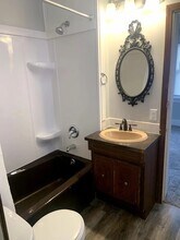 411 Voorhis St in Council Bluffs, IA - Building Photo - Building Photo