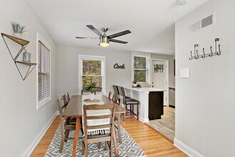5068 N Parkside Ave in Chicago, IL - Building Photo - Building Photo