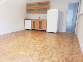 609 Bissonet Ln in Austin, TX - Building Photo - Building Photo