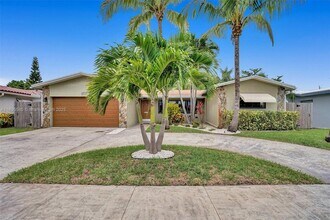 4233 Van Buren St in Hollywood, FL - Building Photo - Building Photo