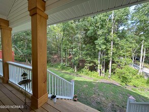 102 N Kingfisher Ln in Hampstead, NC - Foto de edificio - Building Photo