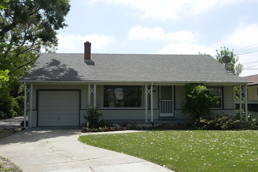 789-791 795 Cherry Way in Hayward, CA - Foto de edificio