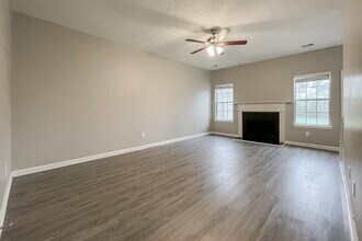 11181 Aliyah Dr in Hampton, GA - Foto de edificio - Building Photo