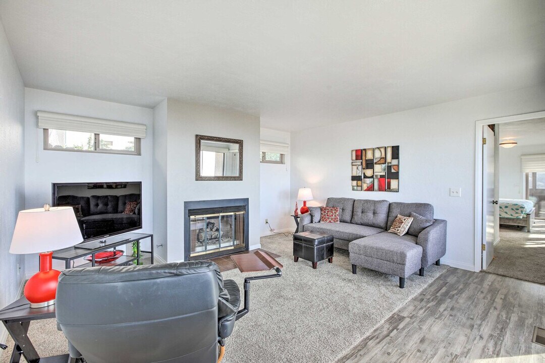 408 Stuart Ave in Cayucos, CA - Building Photo