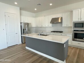 19772 Exeter Blvd in Litchfield Park, AZ - Building Photo - Building Photo