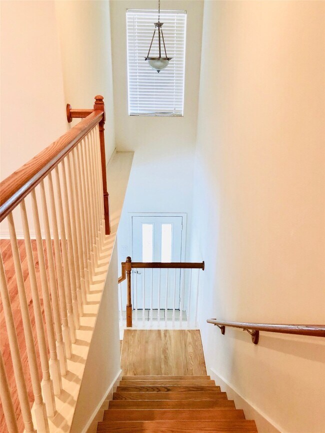 property at 2865 Westhollow Dr