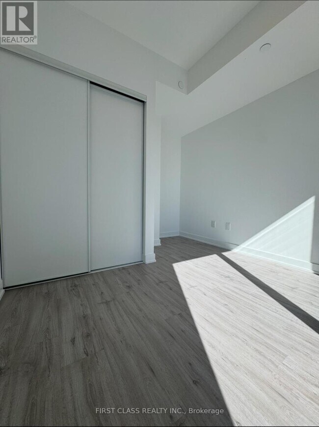 252-2252 Church St in Toronto, ON - Building Photo - Building Photo