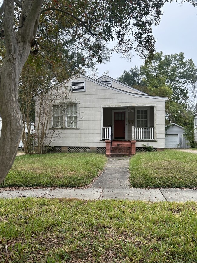 property at 715 Boulevard St