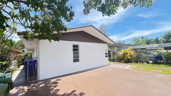 property at 2929 NW 22nd Ct