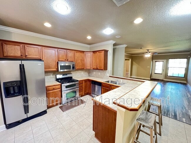 4848 Windsor Village Dr