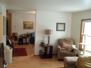 801 N Randolph St, Unit apartment B in Champaign, IL - Building Photo - Building Photo