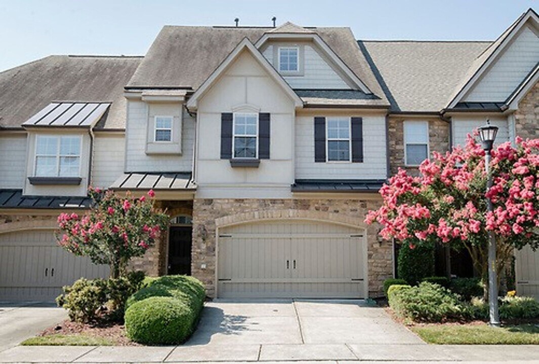 308 Sunstone Dr in Cary, NC - Building Photo