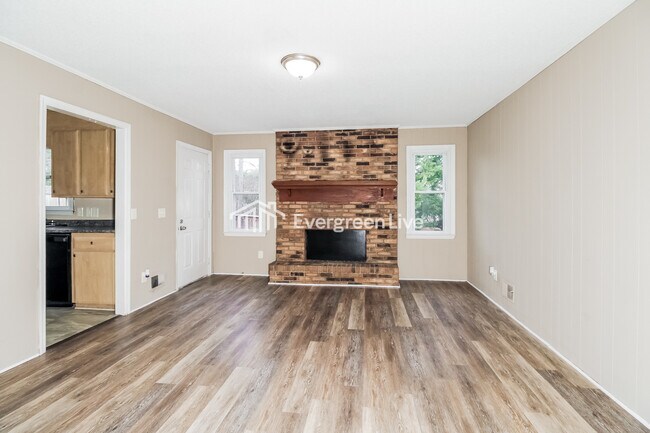 Coming Soon! in Columbia, SC - Foto de edificio - Building Photo