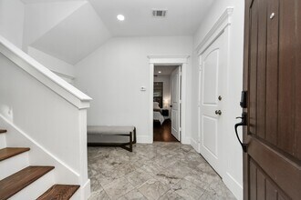 916 W 20th St in Houston, TX - Building Photo - Building Photo