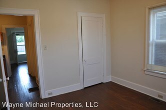 858 S Broadway in Lexington, KY - Building Photo - Building Photo