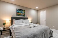 8110 Albacore Dr photo'