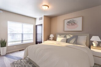 Jefferson Village in Sioux Falls, SD - Building Photo - Building Photo