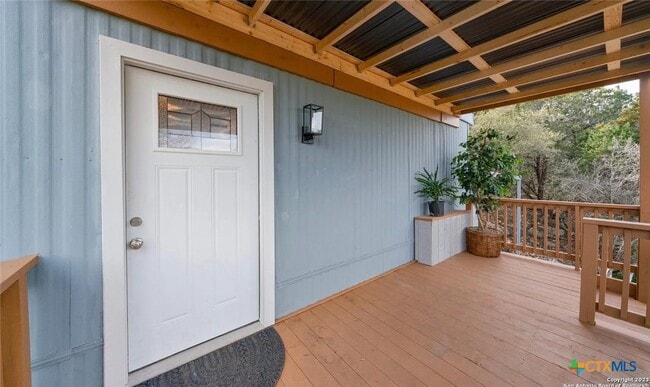 property at 1219 Songbird Dr