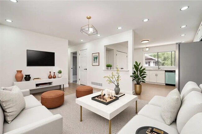 4201 Regal Ridge Rd in Austell, GA - Building Photo - Building Photo