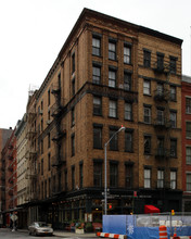 44 N Moore St in New York, NY - Foto de edificio - Building Photo