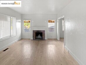 1556 78th Ave in Oakland, CA - Building Photo - Building Photo