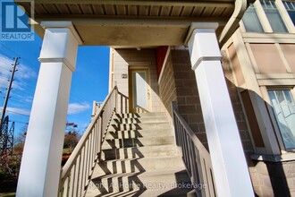 3985-3985 Eglinton Ave W in Mississauga, ON - Building Photo - Building Photo