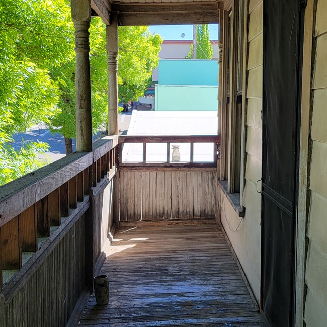 338 SE Jackson St in Roseburg, OR - Building Photo - Building Photo