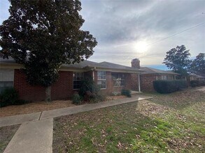 3241 Lexington Dr in Tyler, TX - Building Photo - Building Photo
