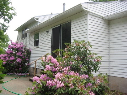 8258 Larkspur Dr in Baldwinsville, NY - Foto de edificio - Building Photo