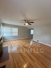 17959 Loomis Ave in Homewood, IL - Building Photo - Building Photo
