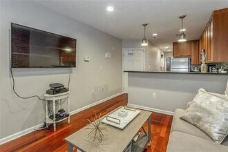 508 Grand St in Hoboken, NJ - Building Photo - Building Photo