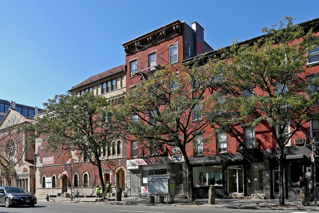 195 10th Ave in New York, NY - Foto de edificio