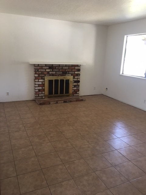 820 Welburn Ave in Gilroy, CA - Building Photo - Building Photo