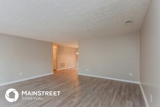 4056 Chimney Ridge Way in Ellenwood, GA - Building Photo - Building Photo