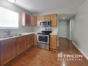 6935 Devinney Ln in Indianapolis, IN - Building Photo - Building Photo
