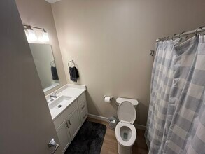 28 Pacer Way, Unit 310 in Scarborough, ME - Building Photo - Building Photo