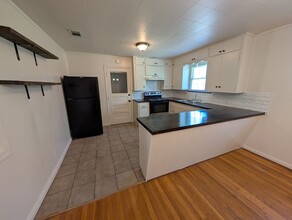 1909 S 11th St in Temple, TX - Foto de edificio - Building Photo
