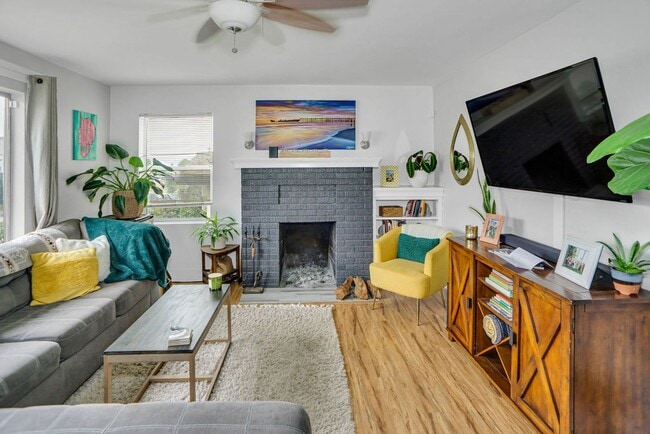 4546 Brighton Ave in San Diego, CA - Building Photo - Building Photo