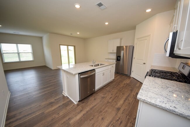 425 Lilly Dr in Oakland, TN - Building Photo - Building Photo