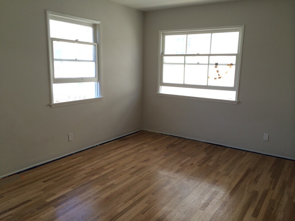 1122 Irolo Street, Unit 1122.5 in Los Angeles, CA - Foto de edificio