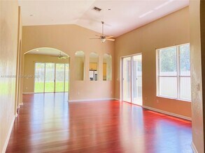 2247 Portofino Ave in Homestead, FL - Building Photo - Building Photo