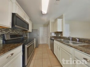 112 Drover Ridge Rd in Newark, TX - Building Photo - Building Photo