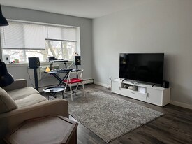 2545 N Cramer St in Milwaukee, WI - Building Photo