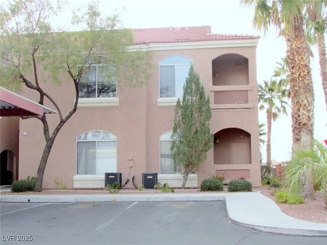 700 Carnegie St, Unit 311 in Henderson, NV - Building Photo - Building Photo