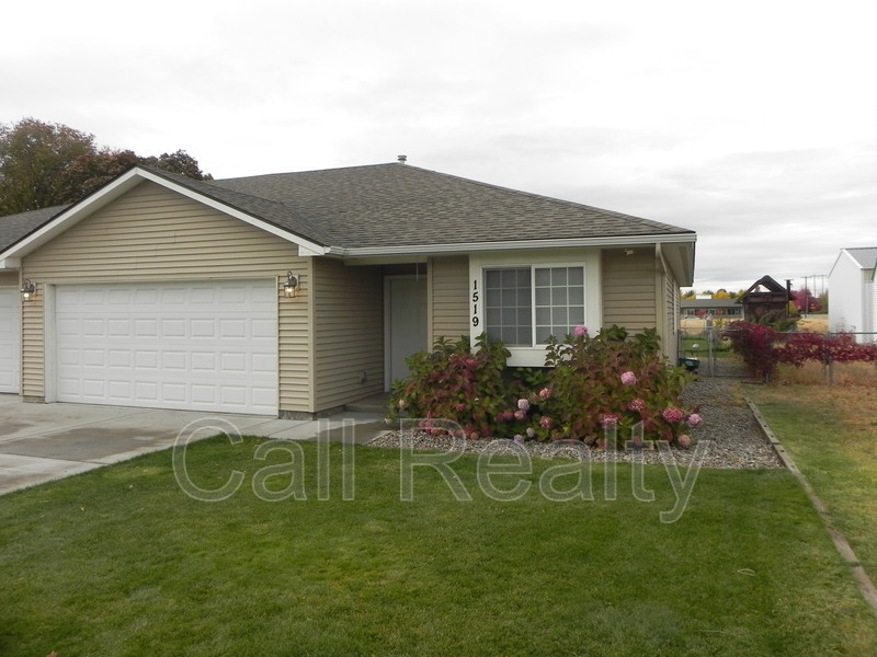 1519 N Mamer Rd in Spokane Valley, WA - Building Photo