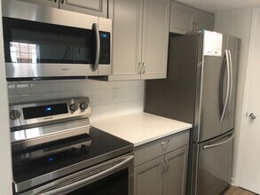 22 Amesbury St in Broomfield, CO - Building Photo - Building Photo