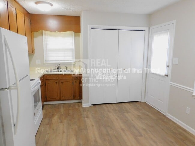 1720 Spry St in Greensboro, NC - Building Photo - Building Photo