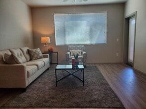 Pinon Lofts in Sedona, AZ - Building Photo - Building Photo